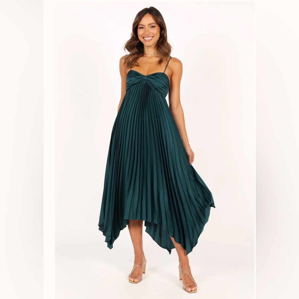 Petal & Pup - Vikki Dress